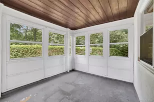 395 Packman Ave, Mount Vernon, NY 10552 - Photo 11