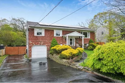 219 Kensington Avenue, Bayport, NY 11705 - Photo 1