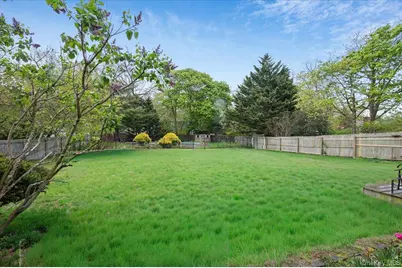 219 Kensington Avenue, Bayport, NY 11705 - Photo 39