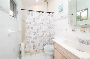 219 Kensington Ave, Bayport, NY 11705 - Photo 21