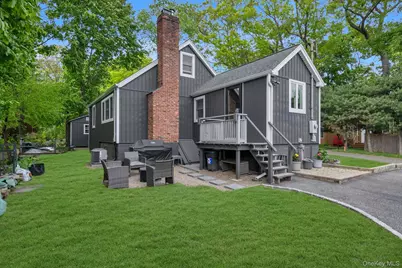 7 Pierson Place, South Huntington, NY 11746 - Photo 17