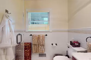3401 Homestead Ave, Wantagh, NY 11793 - Photo 23