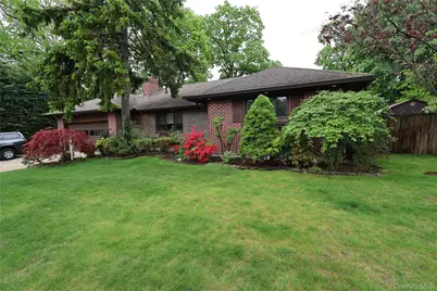 3401 Homestead Avenue, Wantagh, NY 11793 - Photo 3