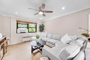 81-16 155, Howard Beach, NY 11414 - Photo 5