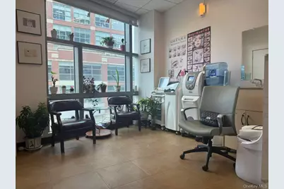 [Address not provided], Flushing, NY 11354 - Photo 3