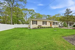 24 Forest Ave, Medford, NY 11763 - Photo 3