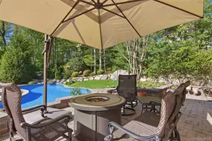 50 Cobbler Ln, Setauket, NY 11733 - Photo 41
