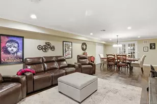 50 Cobbler Ln, Setauket, NY 11733 - Photo 37