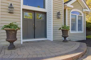 50 Cobbler Ln, Setauket, NY 11733 - Photo 3