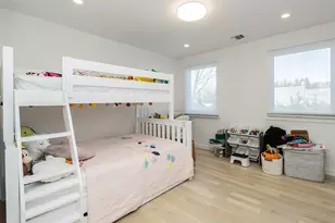 27 Pine St, Port Washington, NY 11050 - Photo 31