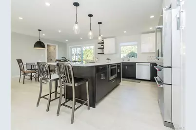 27 Pine Street, Port Washington, NY 11050 - Photo 17
