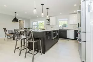 27 Pine St, Port Washington, NY 11050 - Photo 17