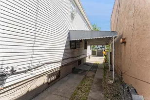 120-23 Guy R Brewer Blvd, Jamaica, NY 11434 - Photo 19