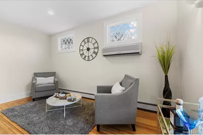 68 A Carlton Avenue, Port Washington, NY 11050 - Photo 15