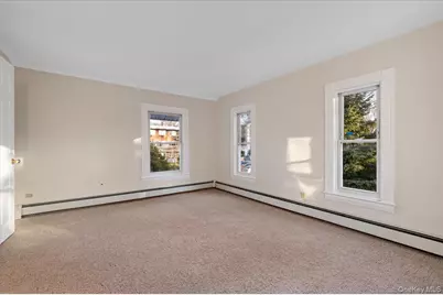 68 A Carlton Avenue, Port Washington, NY 11050 - Photo 23
