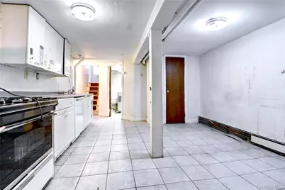 69-15 69th Place, Glendale, NY 11385 - Photo 27