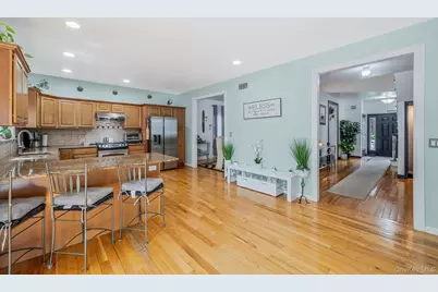 72 Rushmore Street, South Huntington, NY 11746 - Photo 15