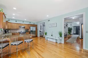 72 Rushmore St, South Huntington, NY 11746 - Photo 15