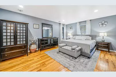 72 Rushmore Street, South Huntington, NY 11746 - Photo 23