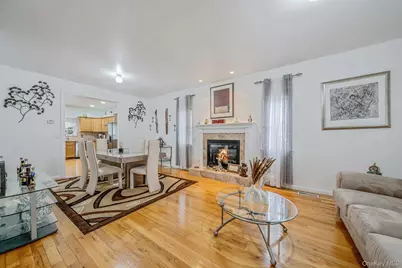 72 Rushmore Street, South Huntington, NY 11746 - Photo 9
