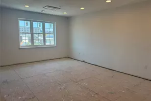 340 Beach 46th St, Far Rockaway, NY 11691 - Photo 9