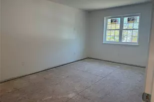 340 Beach 46th St, Far Rockaway, NY 11691 - Photo 5