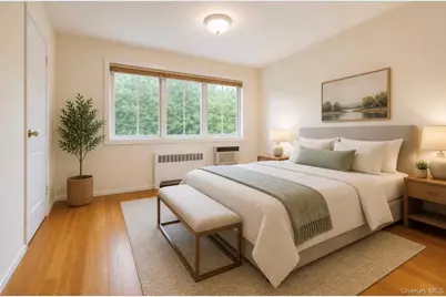 21 Gary  Road, Syosset, NY 11791 - Photo 5