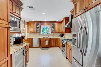 4 Douglas Street, Port Jefferson Station, NY 11776 - Photo 11