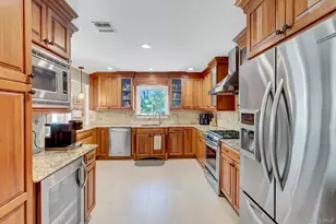 4 Douglas St, Port Jefferson Station, NY 11776 - Photo 11