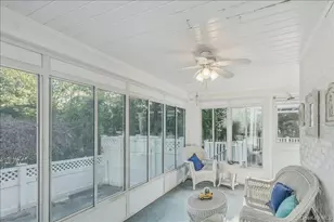 36 Roosevelt Pl, Rockville Centre, NY 11570 - Photo 9