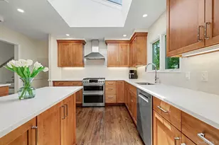 38 Aspen Rd, New Rochelle, NY 10804 - Photo 3