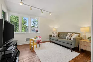 38 Aspen Rd, New Rochelle, NY 10804 - Photo 9