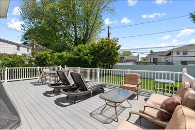 157 Manor Street, Plainview, NY 11803 - Photo 39