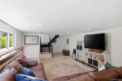 61 Bankside Drive, Centerport, NY 11721 - Photo 25