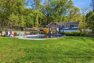 61 Bankside Dr, Centerport, NY 11721 - Photo 39