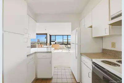 10-34 166 Street #9C, Whitestone, NY 11357 - Photo 11