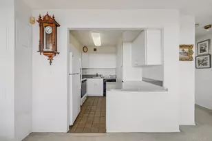 10-34 166th St, Whitestone, NY 11357 - Photo 9