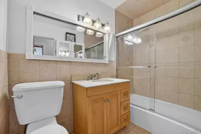 1853 Central Park Ave #7M, Yonkers, NY 10710 - Photo 17