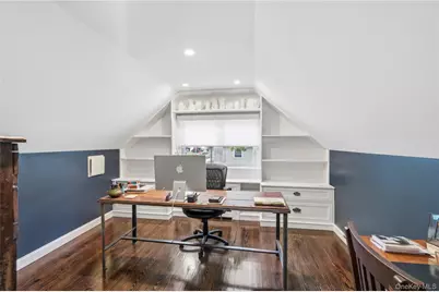 319 N Fulton Avenue, Lindenhurst, NY 11757 - Photo 9
