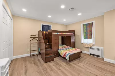 150-61 32nd Avenue, Flushing, NY 11354 - Photo 19