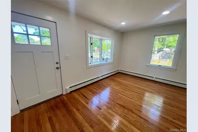 100 Maple Lane, Medford, NY 11763 - Photo 5