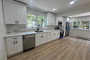 100 Maple Ln, Medford, NY 11763 - Photo 23