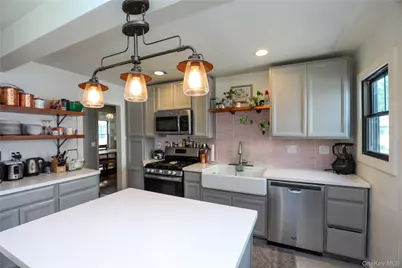 52 Phillips Avenue, Highland, NY 12528 - Photo 9