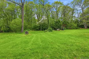 9 Oxford Court, Wheatley Heights, NY 11798 - Photo 41