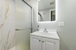 9 Oxford Court, Wheatley Heights, NY 11798 - Photo 33