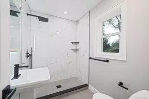 41 Winside Ln, Coram, NY 11727 - Photo 17