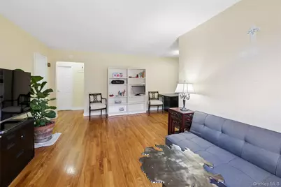 196-30 67th Avenue #1, Fresh Meadows, NY 11365 - Photo 3