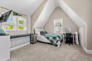 2968 Islip Ct, Wantagh, NY 11793 - Photo 21