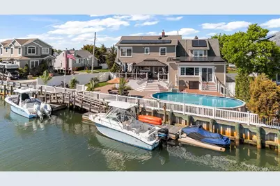2968 Islip Court, Wantagh, NY 11793 - Photo 3