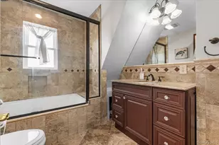 2968 Islip Ct, Wantagh, NY 11793 - Photo 23